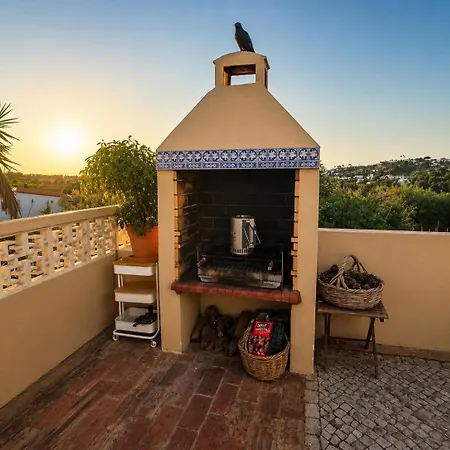 Casa Tulipa Sleeps 4 With Pool Garden & A C * アルブフェイラ