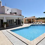 Casa Tulipa Sleeps 4 With Pool Garden & A C 알부페이라
