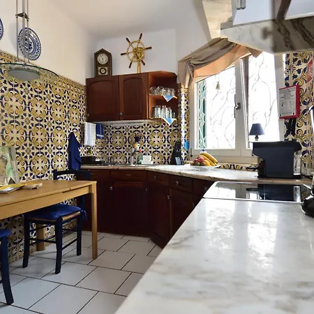 Casa Tulipa Sleeps 4 With Pool Garden & A C Albufeira